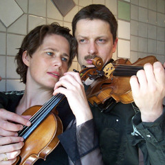 Oberleitung for Duo Gelland (violin duo)
