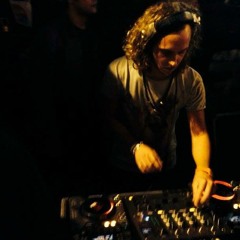 DANIELE TRAVALI LIVE @ DER FREITAG VUCCIRIA