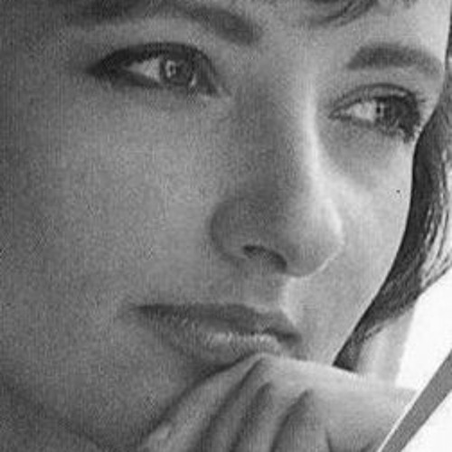 بحب اتنين سوا .. عايدة الأيوبى