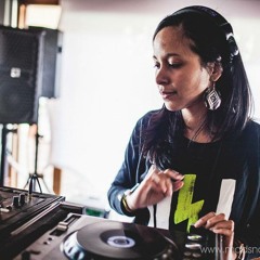 TouchBass Podcast Volume 001 - Miss CJ