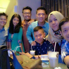 Keisengan "What A Woderful World" Di Toko Donat :') at Toko Donat