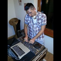 C.M.cr@zy DJ  '' funky and tribal house'' 14-10-'13