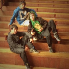 Trio Hardcore ft.Naikemzy - Almirante Barrio(Prod.Naikemzy)