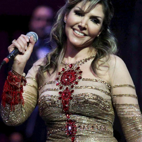 ناديه مصطفى سنة واحدة