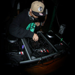 Lazed and Diskut - What! [Free Download]