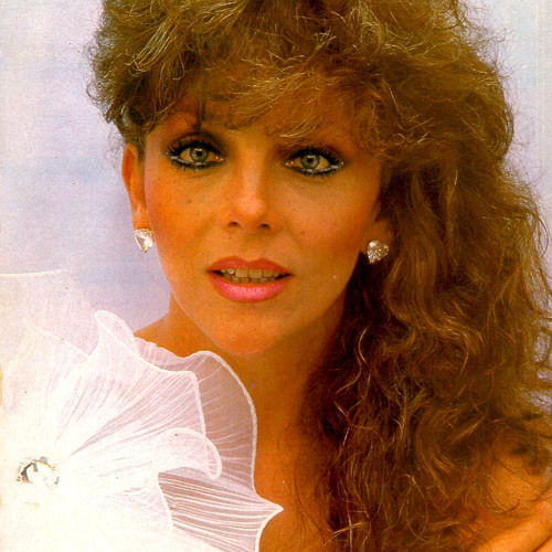 Stream Veronica Castro La Movida by veronicacastroit | Listen online for  free on SoundCloud