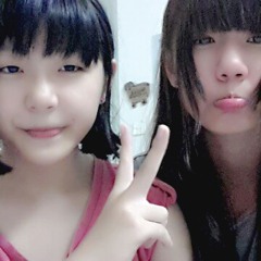 一个像夏天一个像秋天