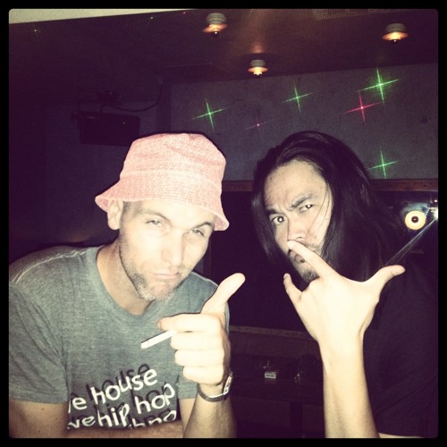 Criminal Boyz - Bug Button