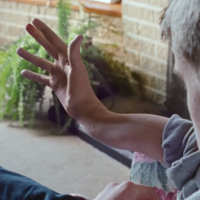 Lapalux - Gold (ft. Jassy Grez)