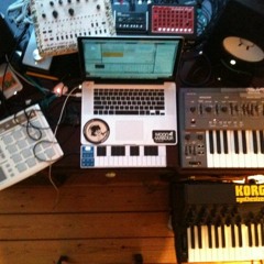 deepchild - Dark Mirrors (demo excerpt)