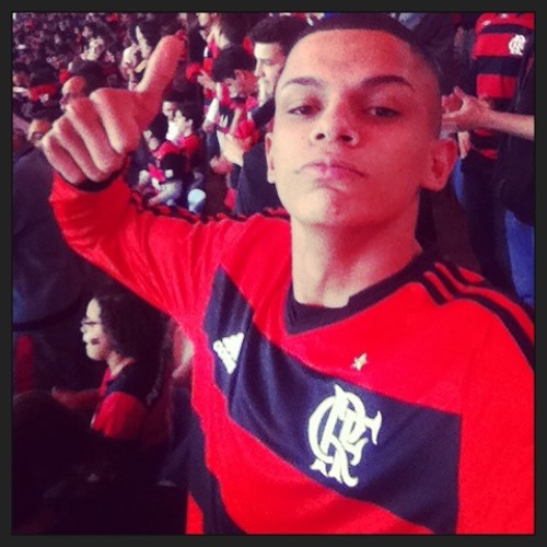 MT - BOTA AS DUAS MÃO NO CHÃO [ DJ DIOGO DE NT ]