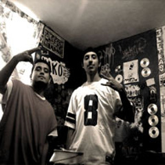 Erguido Y Recto (Litok M.D.4 & YakoLokoStylo UK.9)