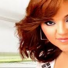 مي فاروق أحب الورد