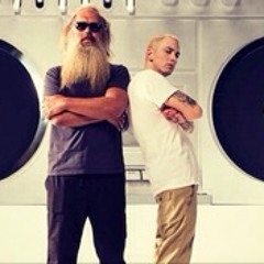 Eminem Berzerk Uncomplete Version