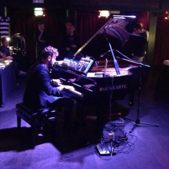 Lorenzo Dada Live Piano @ Goa Club Rome (The Pianist 11.11.12)