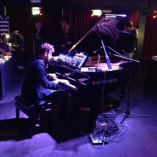 Lorenzo Dada Live Piano @ Goa Club Rome (The Pianist 11.11.12)
