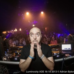 Indecent Noise @ Essential Vibes Classic Night, Warsaw, Poland (21.04.12)