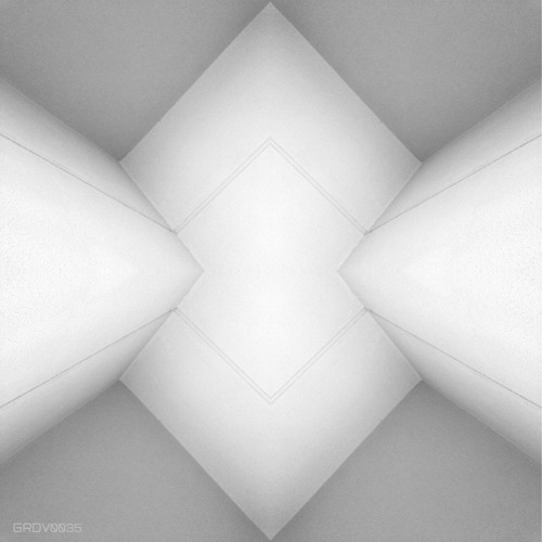 Oswaldo Ar & Alex Cambrano - Mi Techno (Original Mix)