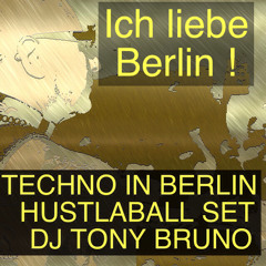 TECHNO IN BERLIN