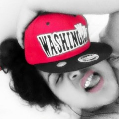 SEXiiY GiiRL