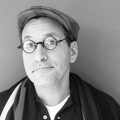 Chip Kidd on kissing Neil Gaiman at Comic Con