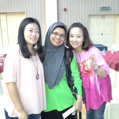 Sesi Temuramah Ini Antara Anisah Zhang Dan Qiaoxi Zhou Dengan DJ2 Di Radio 24 Bernama