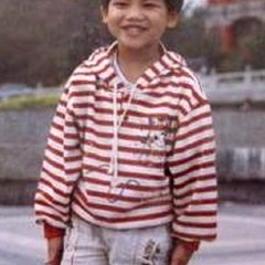 條紋衫和短褲 (Strips & Shorts)