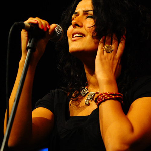 دينا الوديدي  أشوف أمورك أستعجب