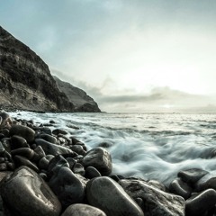 Tsunami Song ( Kenny GARRETT) - Arrangements Rony Olanor. Contrebasse: Thomas Hugenel - Edwin Budon: Batterie - Saxophone: Sylvain Joseph - Piano: Rony Olanor.