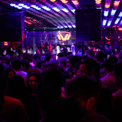 side_a [Antonela Giampietro vs Aninha] @ Club Vibe pt1