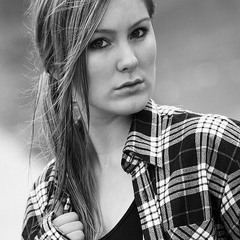 Alleen ft. CrazyShee