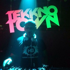Tomas Shan @ Raumstation 31.08.2013 - 1 hour live recording - FREE DOWNLOAD