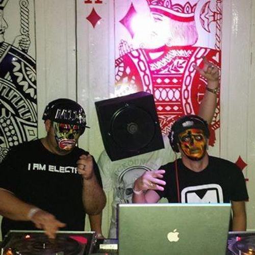 AudioBotz - Object Unidentified (2013 Object Remains Unidentified Mix)FREE DOWNLOAD