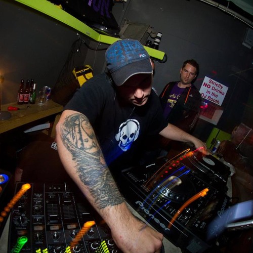 DJ SYCOTIC (USA) EXCLUSIVE 120MIN GUEST MIX @ TOXIC SICKNESS RADIO HALLOWEEN SPECIAL | 31.10.13