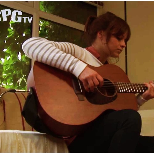 Gabrielle Aplin - Keep On Walking (SPGtv Live)