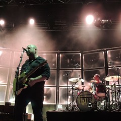 Pixies - Here Comes Your Man (Live Vienna. 1st November 2013)