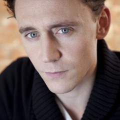 Tom Hiddleston