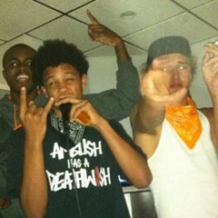 Bizarre Ft. @TL0WFR0MFAM5 & @x_youseeCG