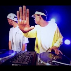 "Break Ya Neck" routine by DJ Nelson