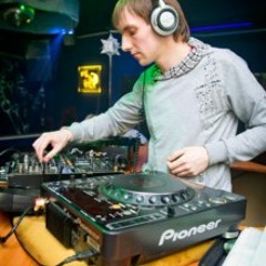 David Guetta Feat. Chris Willis & Fergie & Lmfao - Getting Over You (Dima Koch Remix)