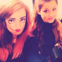 Ariana Grande - Tattooed heart