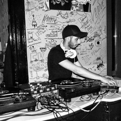 OmiKa feat INkA,  Dj D-Mice , Maniakos - Tetarto Thavma 2006...