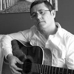 Pequeña y frágil - Martin Alejandro