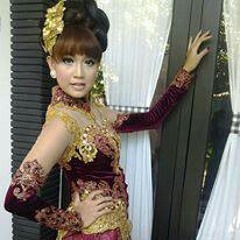 Gelang Alit by Suliana Ehtnic Music Collaboration at Belambangan Tamansari Nusantoro
