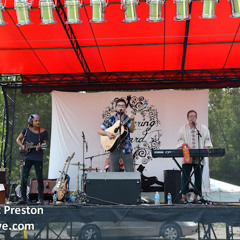 The Groove Radio Show #26 with Charlie and The Foxtrots