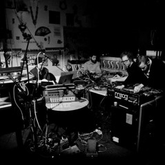 Kollektiv/Rauschen - Bassschattenstruktur, live @ Velak 2012