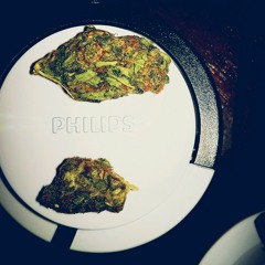 Roll N Smoke Ft. Young Hazel