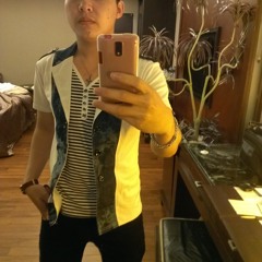 em có thể làm bạn gái anh được không