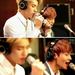 131114 Kris and Lay singing "彩虹 (Rainbow) on MBC C's Radio