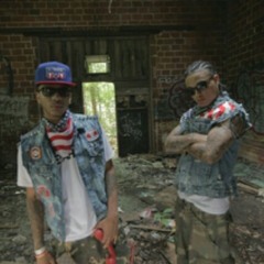 Everybody Here Know Feat. Eazie Da God